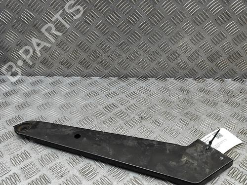 Høyre frontlyktstøtte VW PASSAT B8 Variant (3G5, CB5) 1.8 TSI | BP30972072C156