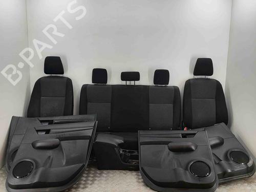 Used Seats set TOYOTA HILUX VIII Pickup (_N1_) 2.4 D 4WD (GUN125_, GUN125R) (150 hp) 29458549