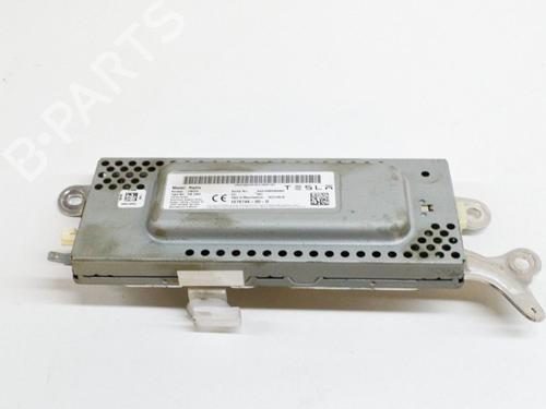 Used Electronic module TESLA MODEL 3 (5YJ3) EV AWD (351 hp) 27757104
