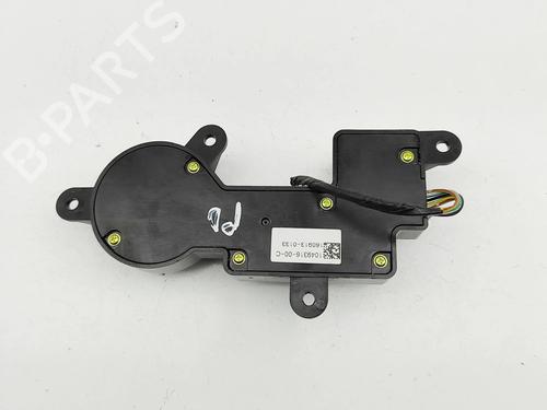 Switch TESLA MODEL X (5YJX) 90D AWD | BP33382987I30 - Image 3