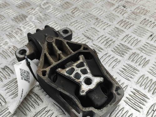 Engine mount INFINITI Q30 1.6 | BP28563288M89