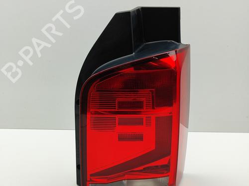 Używane Lampa tylna prawa VW TRANSPORTER T6 Van (SGA, SGH, SHA, SHH) 2.0 TDI (90 hp) 29930491