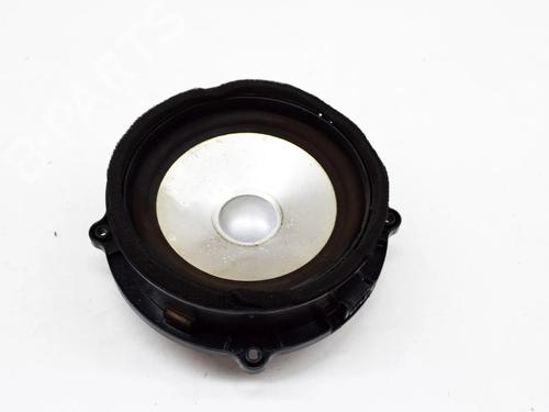 Used Speaker LAND ROVER DISCOVERY III (L319) 2.7 TD 4x4 (190 hp) 8626078
