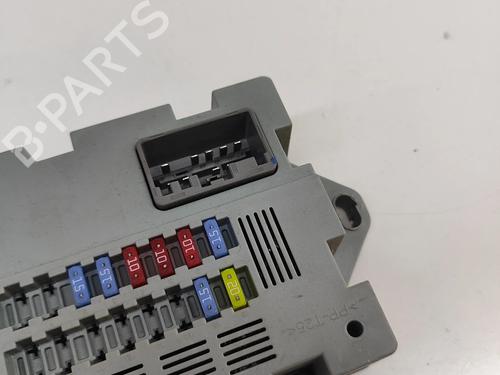 Fuse box LAND ROVER RANGE ROVER VELAR (L560) 2.0 D180 TD4 4x4 | BP25615996E1