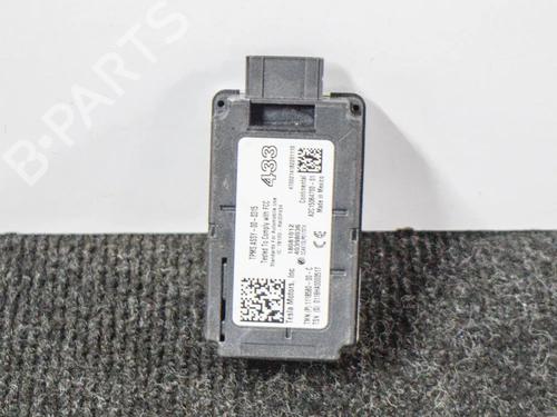 Módulo eletrónico TESLA MODEL 3 (5YJ3) EV AWD (351 hp) 27748197