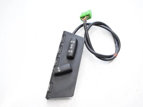 Used Switch Switch LAND ROVER RANGE ROVER SPORT I (L320) 2.7 D 4x4 (190 hp) 33339835 33339835