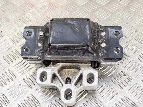 Used Engine mount SKODA SUPERB II (3T4) 2.0 TDI (170 hp) 6753614