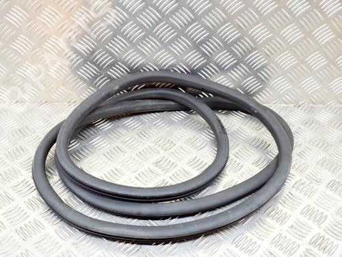 Rubber door seal PORSCHE PANAMERA (970) 3.0 D | BP14622895C142
