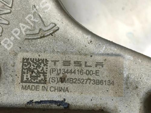 Right rear steering knuckle TESLA MODEL 3 (5YJ3) EV | BP40151837M28 - Image 5