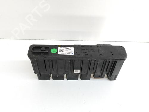 Używane Moduł elektroniczny BMW 5 (G30, F90) 530 e Plug-in Hybrid (252 hp) 17768169