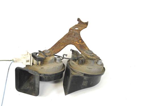 Horn PEUGEOT 3008 I MPV (0U_) 1.6 HDi | BP30224749E13 