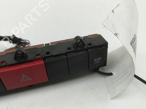 Switch PEUGEOT BOXER Van 2.2 BlueHDi 140 | BP32369860I30