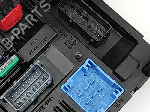 Fuse box OPEL MOKKA 1.2 (76) | BP28433527E1