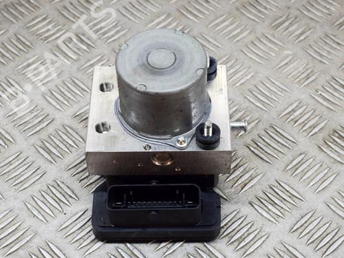 Used ABS pump TESLA MODEL 3 (5YJ3) EV AWD (351 hp) 27756729