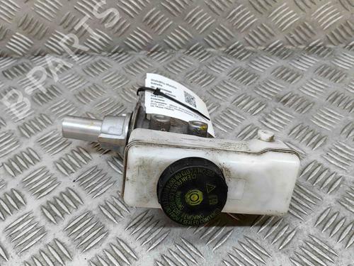 Used Brake fluid reservoir NISSAN NAVARA NP300 Pickup (D23, D23T) 2.3 dCi 4x4 (D231) (163 hp) 26017445