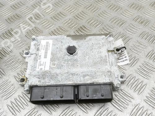 Used Engine control unit (ECU) Engine control unit (ECU) PEUGEOT 2008 II (UD_, US_, UY_, UJ_, UR_, UC_) e-2008 (UKZKXZ) (136 hp) 33798240 33798240
