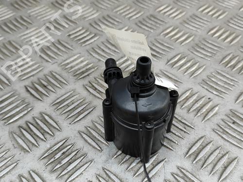 Used Auxiliary water pump IVECO DAILY VI Platform/Chassis 33S14, 35S14, 35C14 (136 hp) 27934040