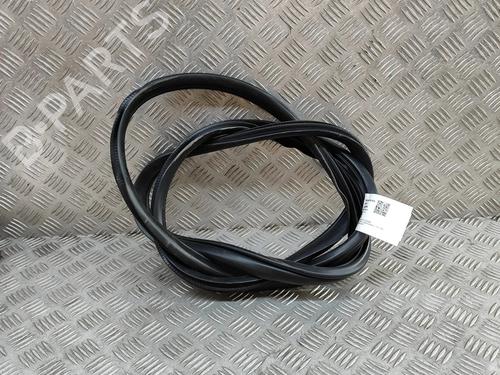 BP28564823C142 main image