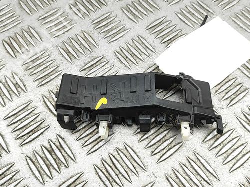 Used Front bumper bracket HYUNDAI TUCSON (TL, TLE) 1.6 CRDi (136 hp) 30754539
