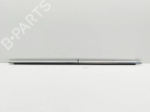 Used Door moulding trim Door moulding trim BMW X5 (G05, F95) xDrive 30 d Mild-Hybrid (298 hp) 33384055 33384055