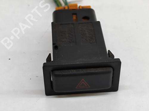 Used Warning switch TOYOTA LAND CRUISER 90 (_J9_) 3.0 TD (KZJ90_, KZJ95_, KZJ90R, KZJ95R, KZJ90W, KZJ95W) (125 hp) 25922274