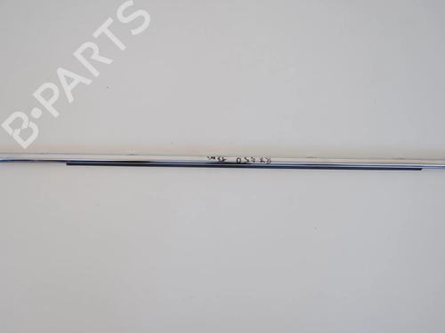 Dørlist Dørlist LEXUS RX (_L1_) 450h (GYL10_) (249 hp) 33357514 33357514