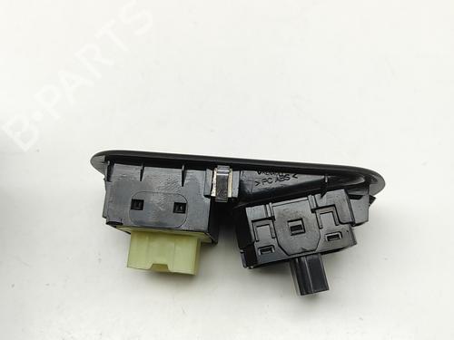 Right front window switch RENAULT MASTER III Van (FV) 2.3 dCi 145 FWD (FV0E, FV0F, FV0H, FV02, FV0M, FV0S,... | BP30082387I26