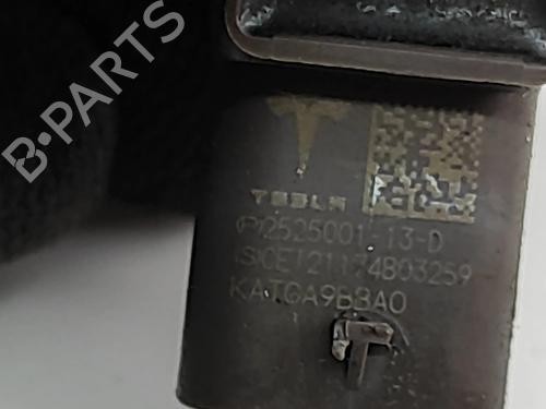 Electronic module TESLA MODEL Y (5YJY) EV Performance All-wheel Drive | BP32754858M83 - Image 7