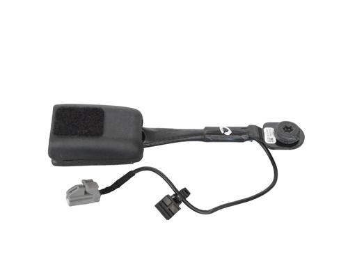 seat-buckle-tesla-model-3-5yj3-2017-33364476 main image