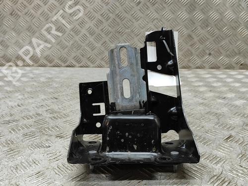 Used Engine mount CITROËN C3 III (SX) 1.2 VTi 82 (82 hp) 17444797
