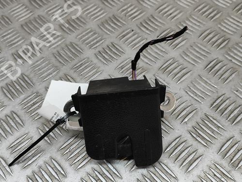 Used Tailgate lock VW GOLF VII (5G1, BQ1, BE1, BE2) 1.2 TSI (105 hp) 24976307