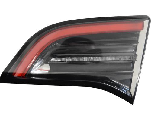 Used Right tailgate light Right tailgate light TESLA MODEL Y (5YJY) EV Performance All-wheel Drive (462 hp) 30620670 30620670