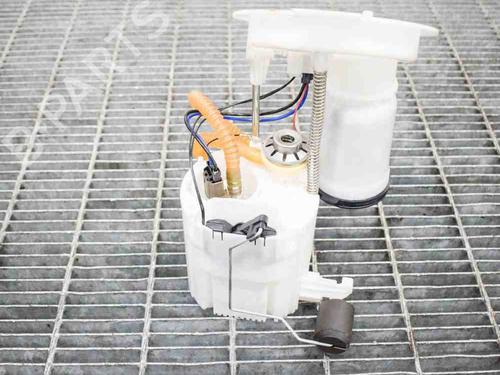 Fuel pump BMW 4 Coupe (F32, F82) 420 i xDrive | BP6746958M76