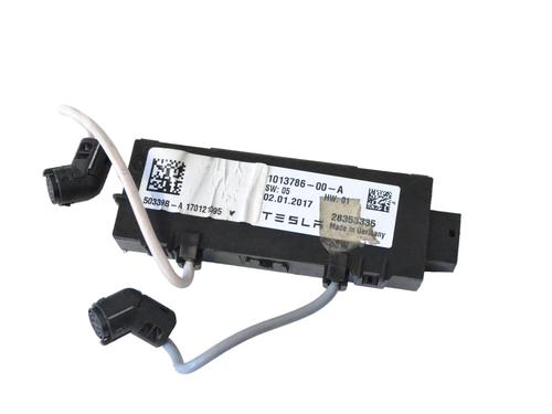 Elektronisk modul TESLA MODEL S (5YJS) 75D AWD (525 hp) 30244442