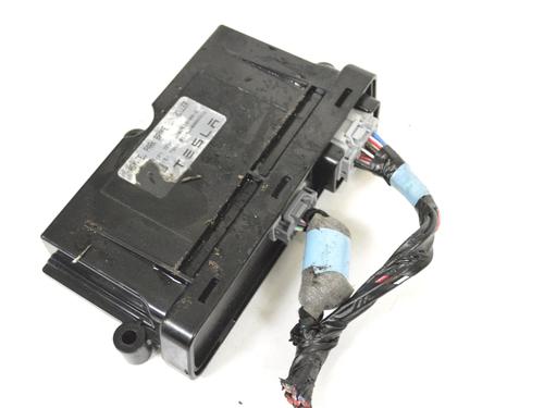 Electronic module TESLA MODEL S (5YJS) 85D AWD | BP33342573M83 - Image 2
