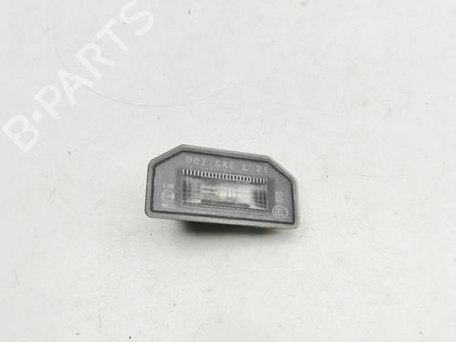 Éclairage de plaque d'immatriculation Éclairage de plaque d'immatriculation TESLA MODEL 3 (5YJ3) EV (283 hp) 33697714 33697714