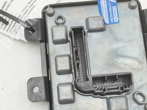 Electronic module TESLA MODEL 3 (5YJ3) EV Performance AWD | BP33697898M83 - Image 4
