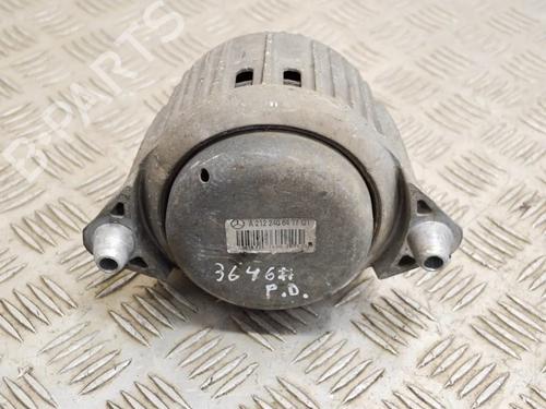 Used Engine mount MERCEDES-BENZ E-CLASS Convertible (A207) E 220 CDI / BlueTEC / d (207.402, 207.401) (170 hp) 10187843