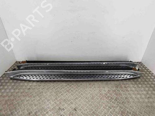 Used Right sideskirt MERCEDES-BENZ GL-CLASS (X164) GL 420 CDI 4-matic (164.828) (306 hp) 29282970