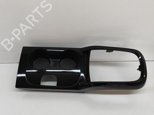 Used Middle console Middle console 24975725 24975725