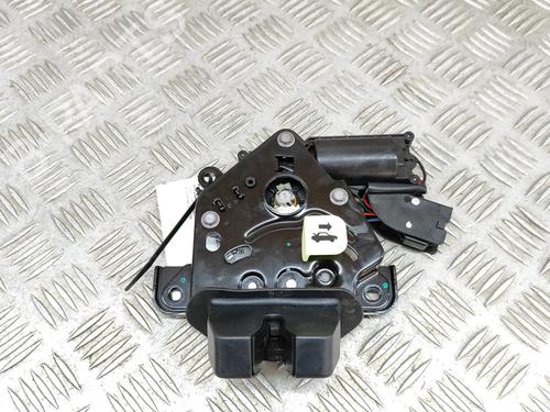 tailgate-lock-tesla-model-y-5yjy-2019-33363559 main image