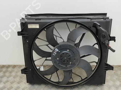 Used Radiator fan Radiator fan JEEP GRAND CHEROKEE IV (WK, WK2) 3.0 CRD V6 4x4 (241 hp) 33384117 33384117
