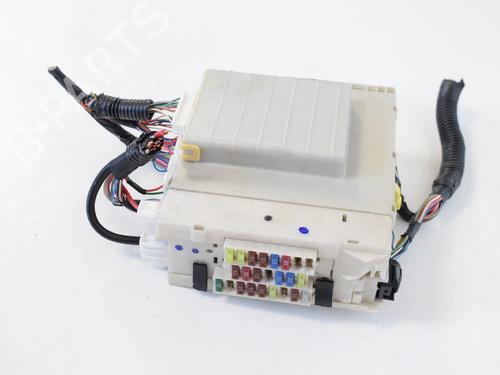 Used Fuse box LEXUS GS (_S19_) 300 (GRS190_, GRS190R) (249 hp) 9903665