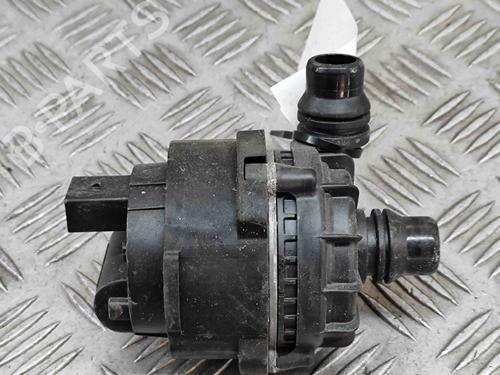 Bomba de agua auxiliar BMW iX (I20) xDrive 50 (523 hp) 28556547