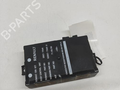 Used Electronic module RENAULT MEGANE CC (EZ0/1_) 1.6 dCi (EZ00) (130 hp) 29336811