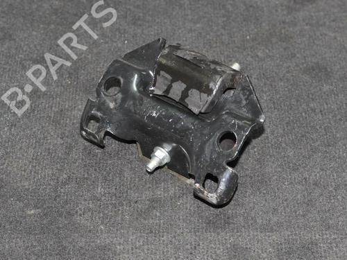 Used Engine mount NISSAN NAVARA NP300 Pickup (D23, D23T) 2.5 dCi (190 hp) 27764058