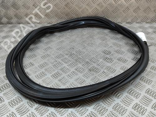 Used Rubber door seal VW T-ROC (A11, D11) 1.0 TSI (116 hp) 18959173