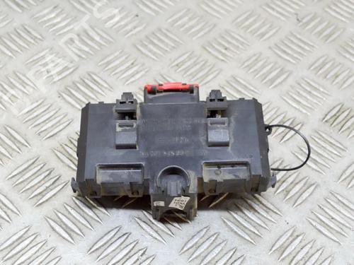 Used Fuse box Fuse box MERCEDES-BENZ SLK (R171) 300 (171.454) (231 hp) 10220966 10220966