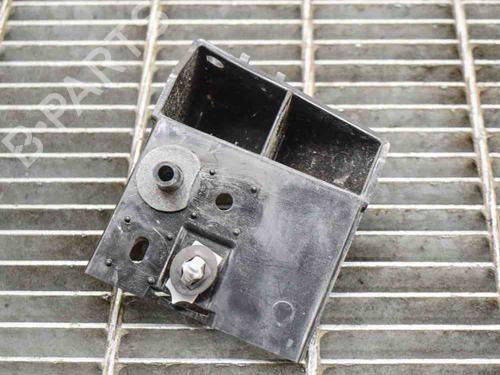 Rear bumper bracket FORD KUGA II (DM2) 2.0 TDCi | BP6758727C159