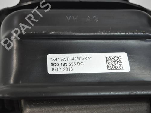 Used Engine mount AUDI A3 Limousine (8VS, 8VM) 1.5 TFSI (150 hp) 30257285